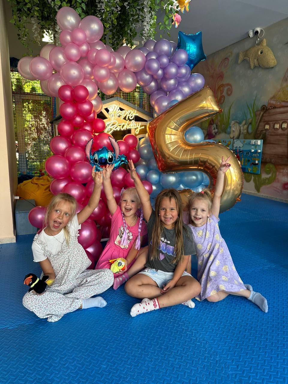 Детегледачки и грижа за деца — Kids center Crazy Cats (3)