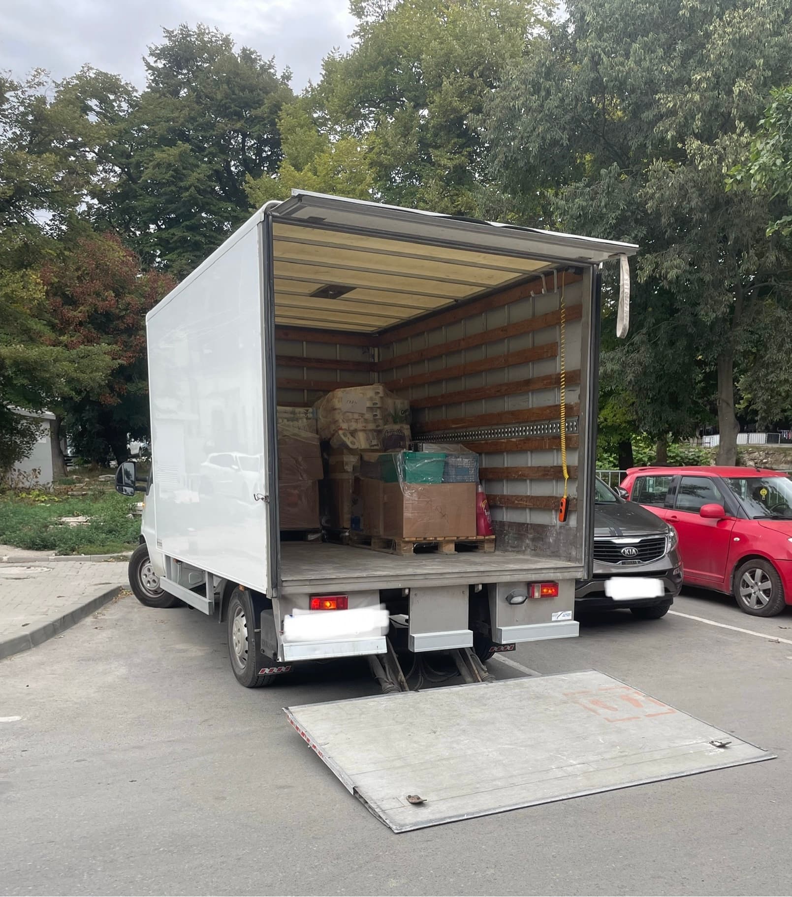 Транспорт и доставка — Moving and transport services Atlas (2)