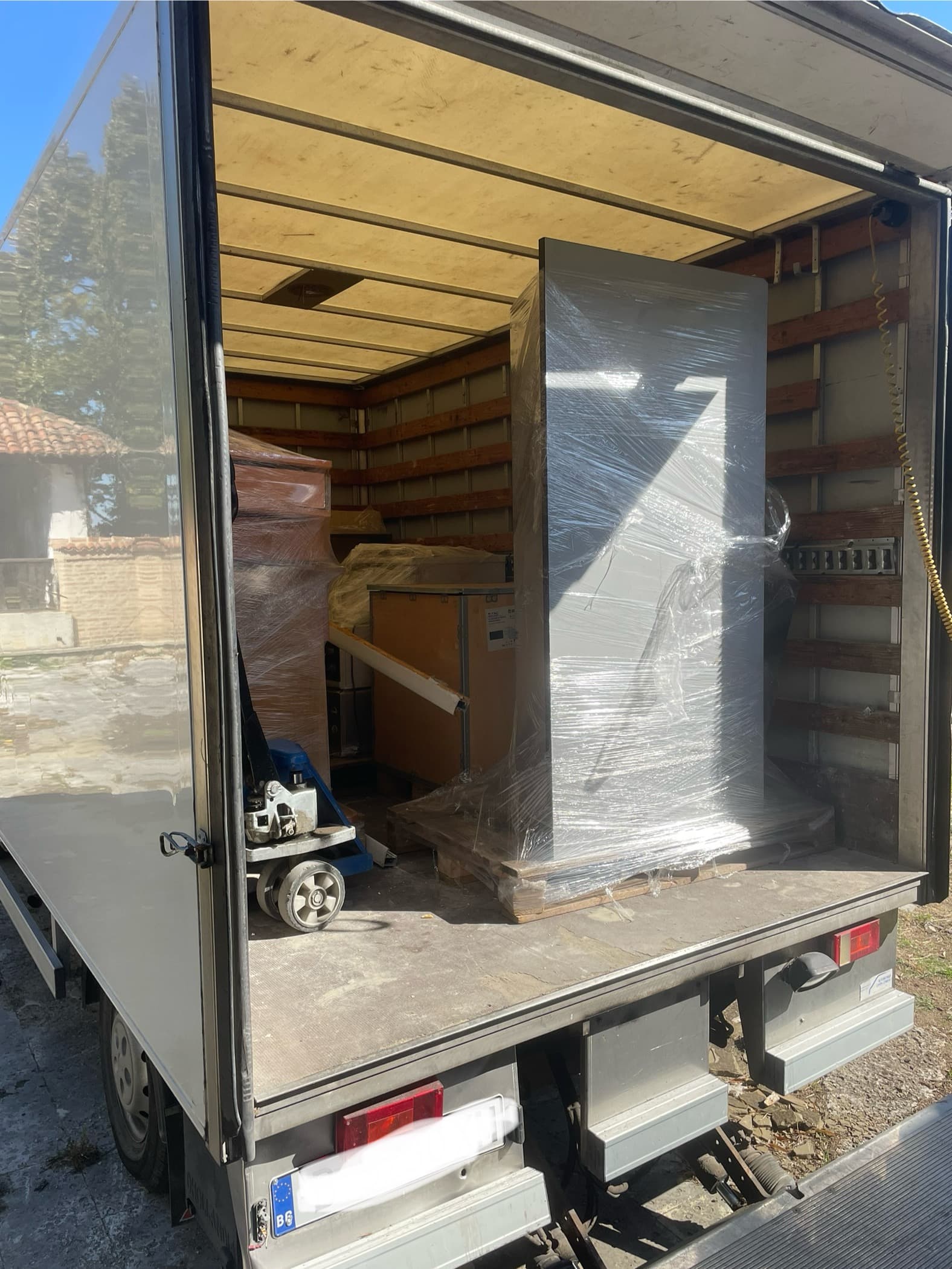Транспорт и доставка — Moving and transport services Atlas (5)